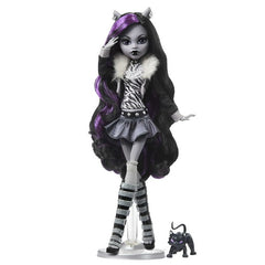 Monster High Doll with Posters, Clawdeen Wolf in Black and White