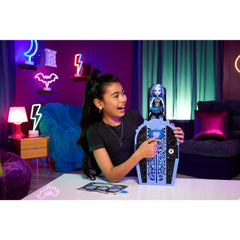 Monster High Skulltimate Secrets Monster Mysteries Playset, Abbey Bominable Doll with 19+ Surprises